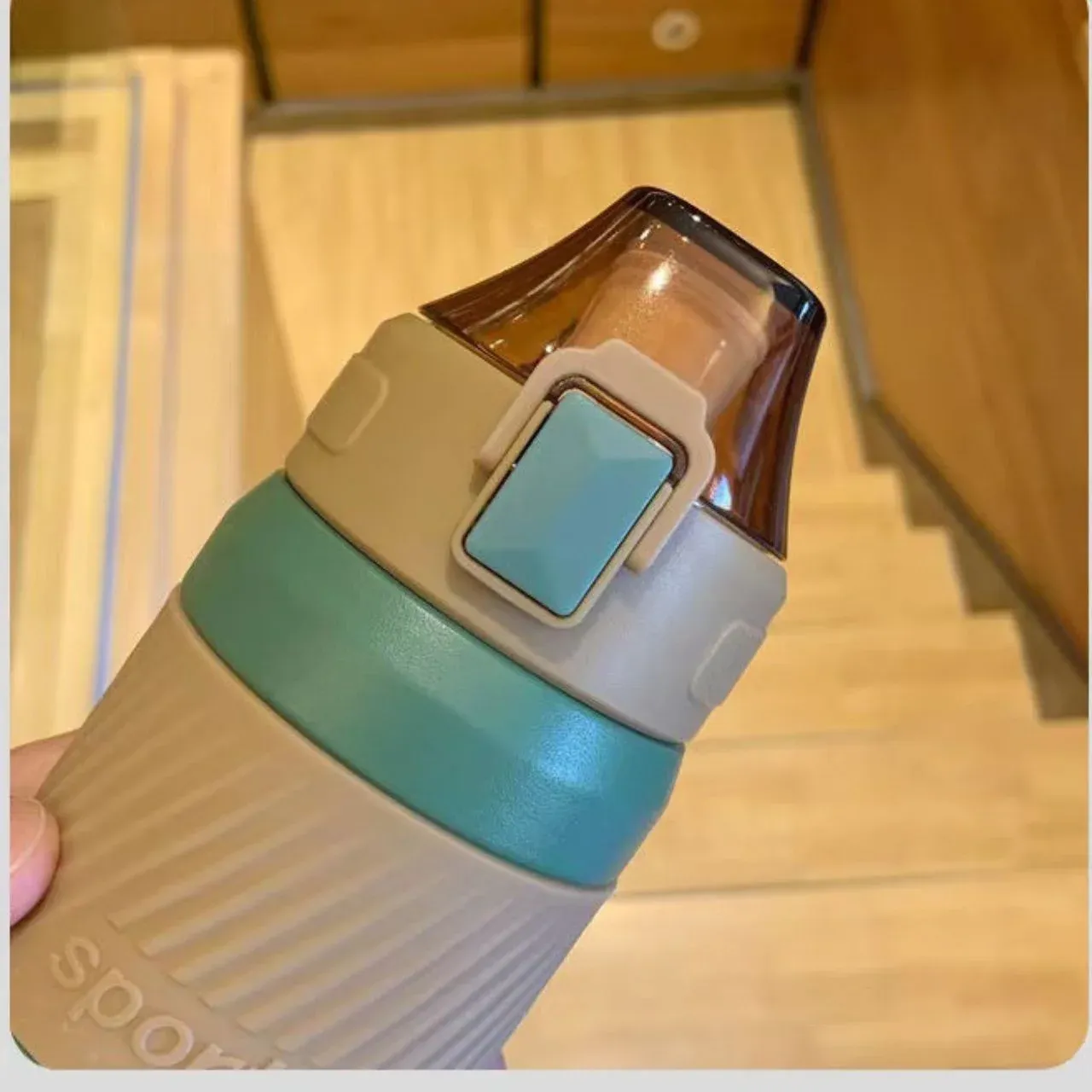 STAINLESS STEEL SPORT SIPPER WITH STRAW - 600ML - SILICON GRIP-INSULATED - PK23 | Peekaboo Kids Mart